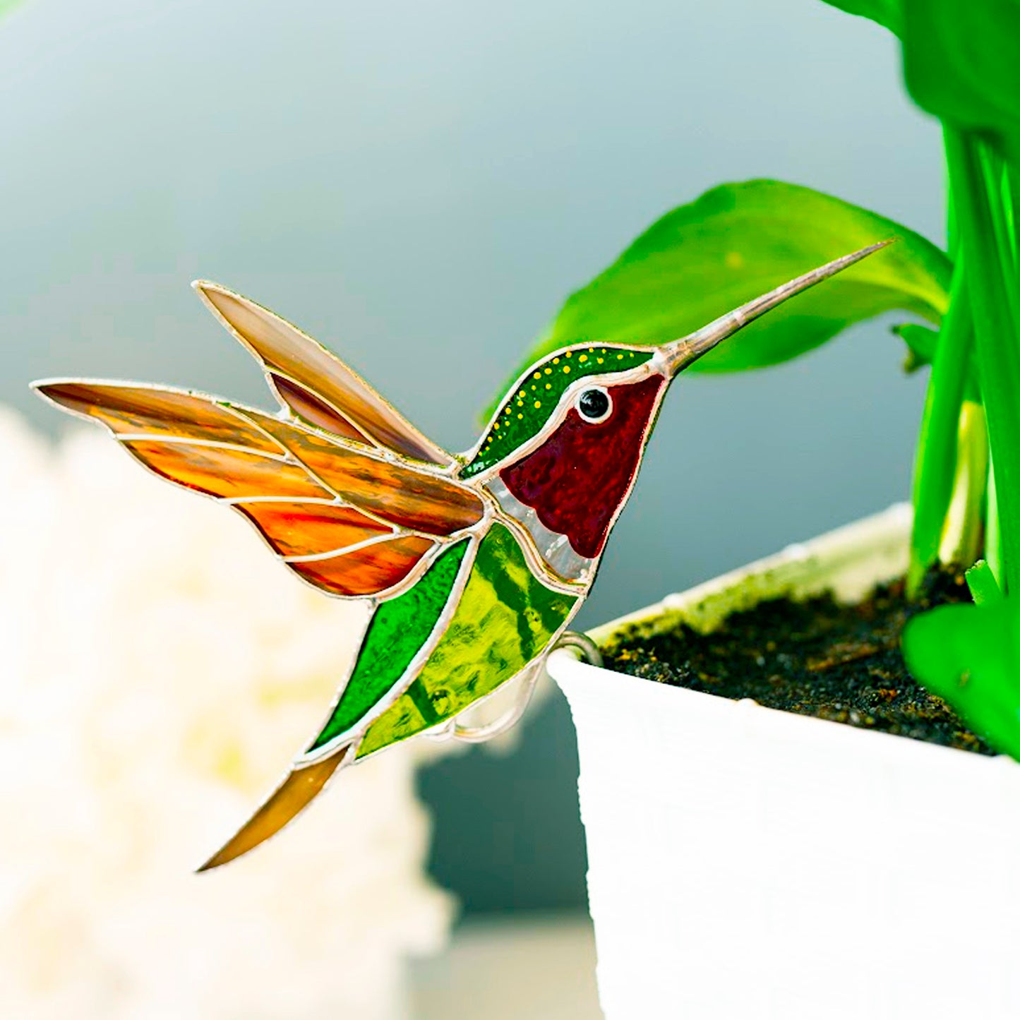 Red-throated Hummingbird Stained Glass – Planter Decoration Symbol of Joy & Energy | Gift for Nature Lovers | Colorful Plant Decor