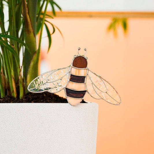 Biene aus Buntglas – Pflanzgefäß-Dekoration mit schillernden Flügeln, Geschenk für Gärtner | Symbol für harte Arbeit und Süße | Blumentopf-Dekor